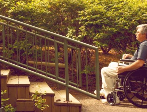 Barrierefreies Leben – Wichtige Hilfsmittel für mehr Mobilität und Selbstständigkeit im Alter